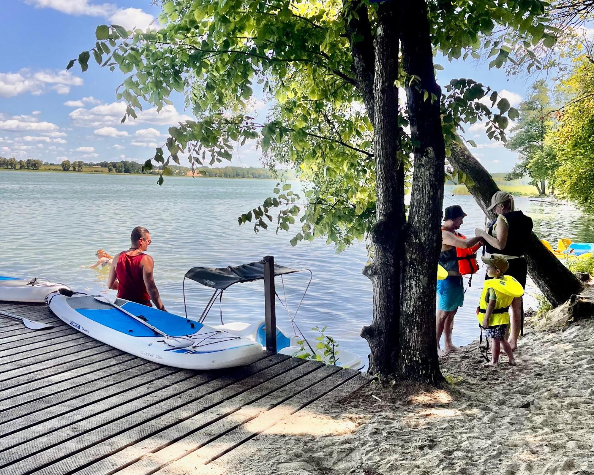 Mazursko - Komfortowe Domy 8 Osobowe Nad Jeziorem, Balia Lub Sauna Kretowiny Exterior photo